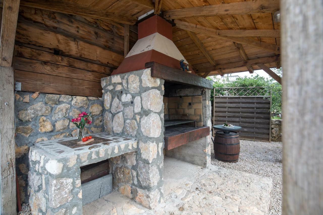 Villa Tereza Малинска Экстерьер фото